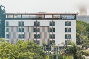 thumbnail: Exterior detail