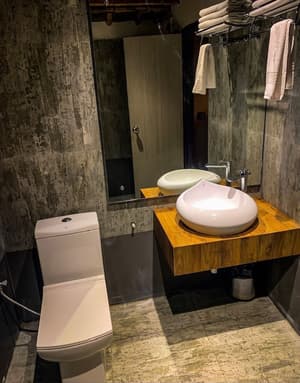 thumbnail: Bathroom