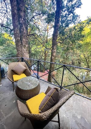thumbnail: Balcony