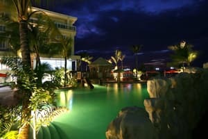 thumbnail: Outdoor pool