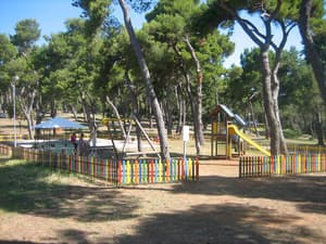 thumbnail: Children's play area - outdoor