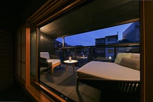 thumbnail: Balcony view