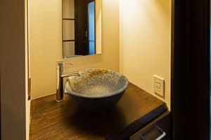 thumbnail: Bathroom