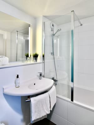 thumbnail: Bathroom