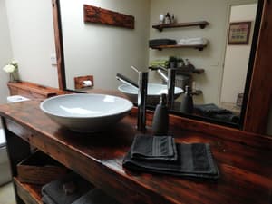 thumbnail: Bathroom sink
