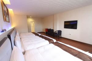 thumbnail: Room