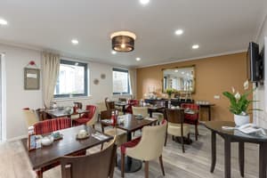 thumbnail: Breakfast area