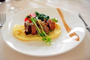 thumbnail: Restaurant