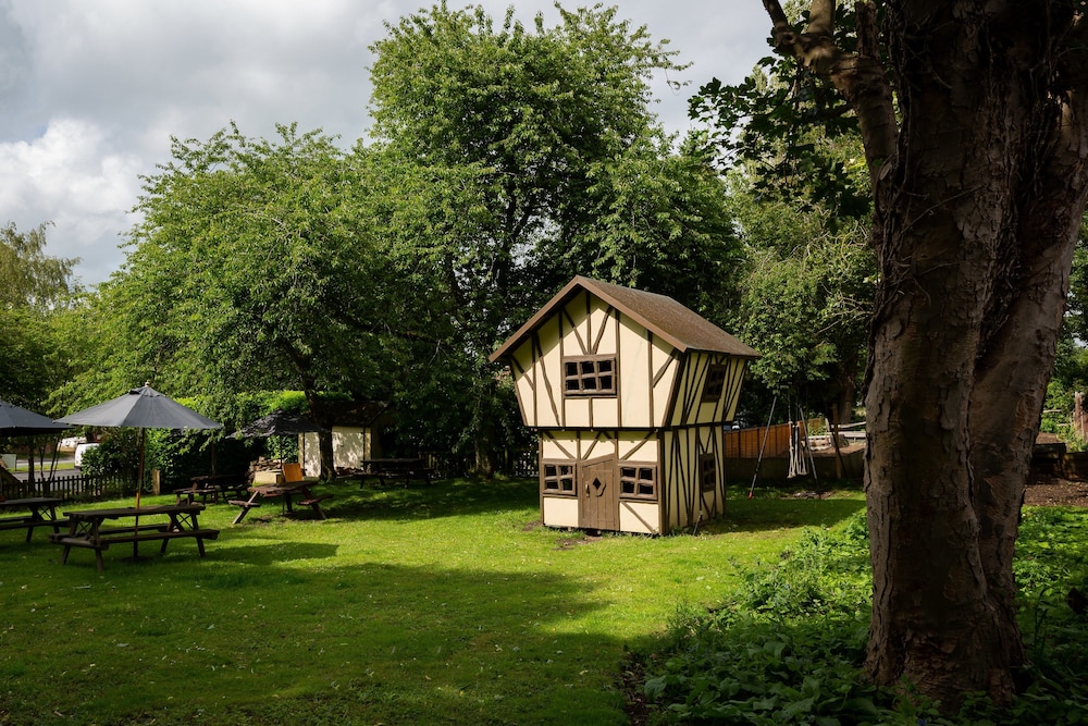 Children's play area - outdoor