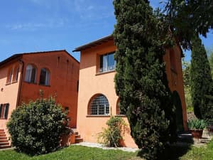 thumbnail: Exterior