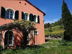 thumbnail: Exterior