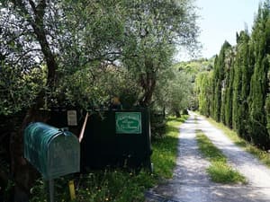 thumbnail: Exterior