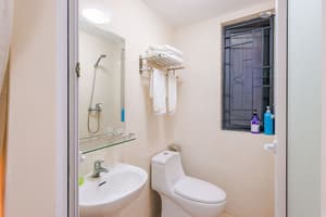 thumbnail: Bathroom