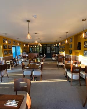 thumbnail: Restaurant