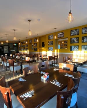 thumbnail: Restaurant