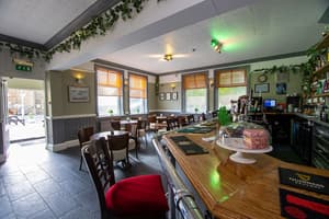 thumbnail: Bar (on property)