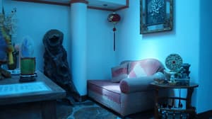 thumbnail: Lobby sitting area