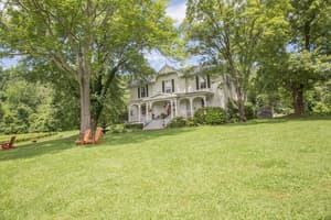 thumbnail: Property grounds