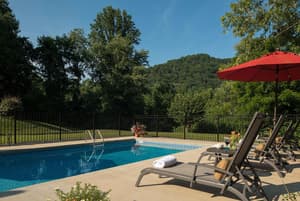 thumbnail: Pool