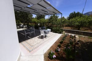 thumbnail: Terrace/patio