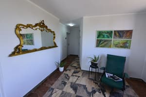 thumbnail: Interior detail