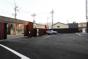 thumbnail: Parking