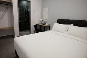 thumbnail: Room