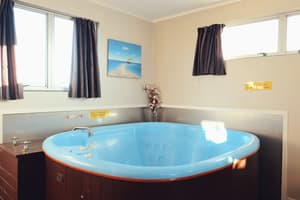 thumbnail: Indoor spa tub
