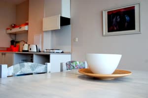 thumbnail: In-room dining
