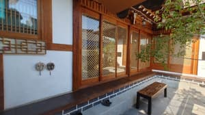 thumbnail: Exterior