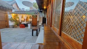 thumbnail: Exterior