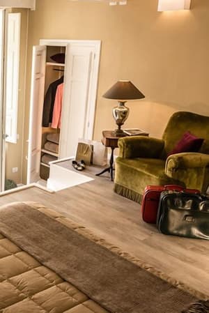 thumbnail: Room