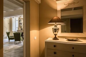 thumbnail: Interior