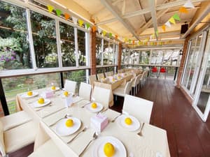 thumbnail: Restaurant