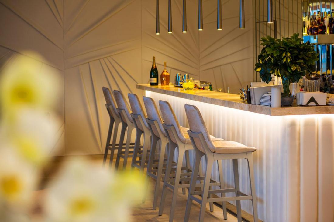 Restaurant-cafeteria