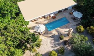 thumbnail: Exterior