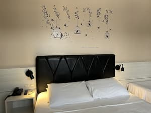 thumbnail: Room