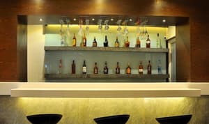 thumbnail: Bar (on property)