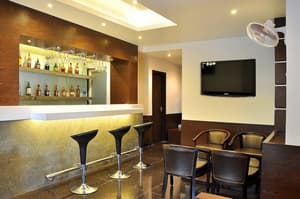 thumbnail: Bar (on property)