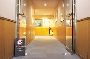 thumbnail: Hallway
