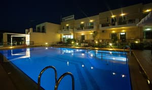 thumbnail: Outdoor pool