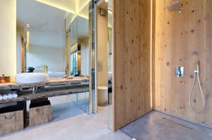 thumbnail: Bathroom shower