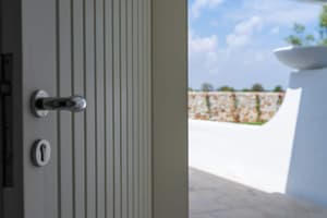 thumbnail: Exterior detail
