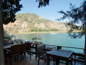 thumbnail: Outdoor dining