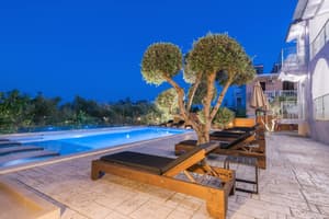 thumbnail: Outdoor pool
