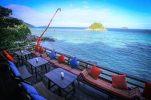 thumbnail: Restaurant