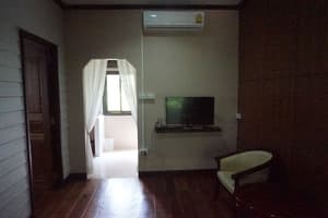 thumbnail: Room amenity