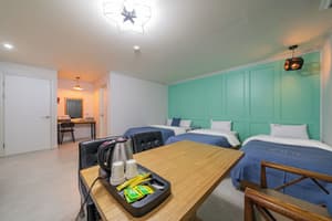 thumbnail: Room