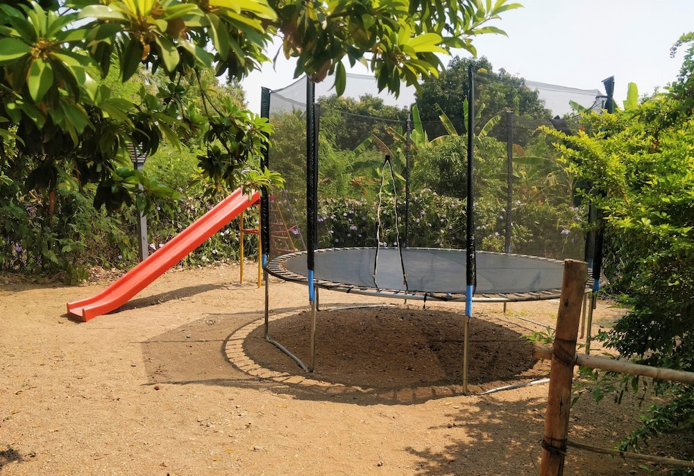 Children's play area - outdoor