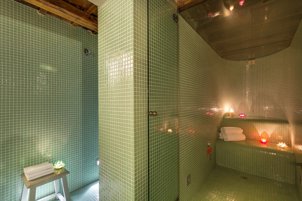 Steam room